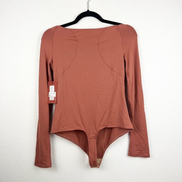 ALIX NYC Jensen Long Sleeve Thong Bodysuit Top in Clay, Size Medium, NWT! - Picture 10 of 14